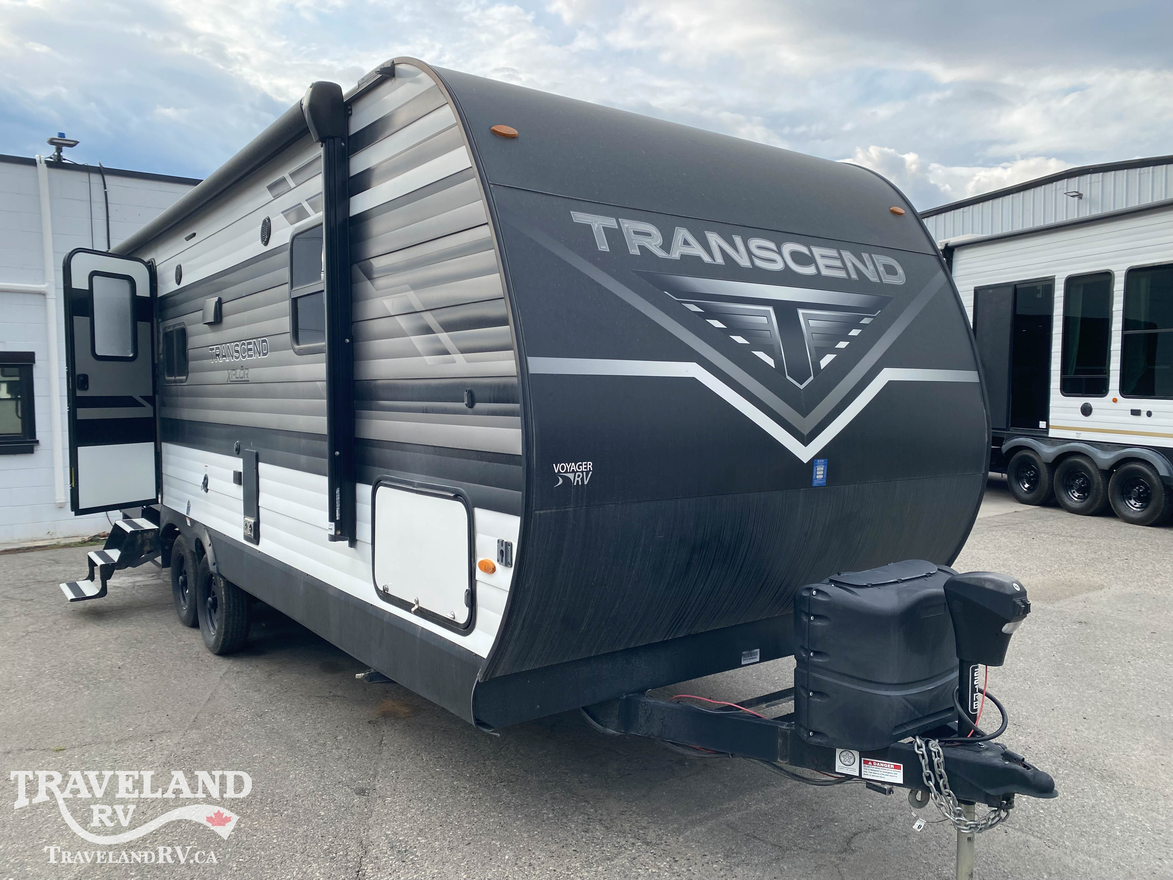 2023 Grand Design Transcend XPLOR 221RB - Image 1