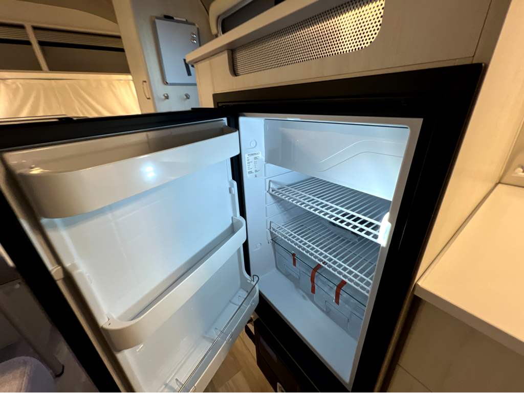 2027 AIRSTREAM BAMBI 20FB - Image 15