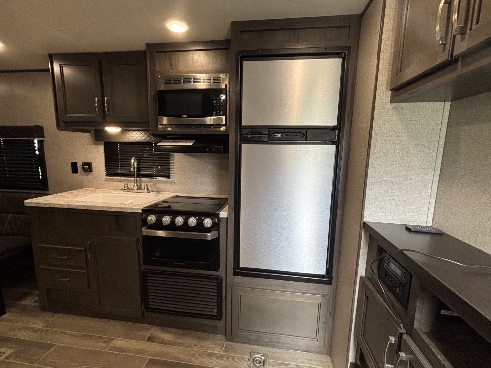 2021 Jayco Jay Flight SLX 8 265TH - Image 15