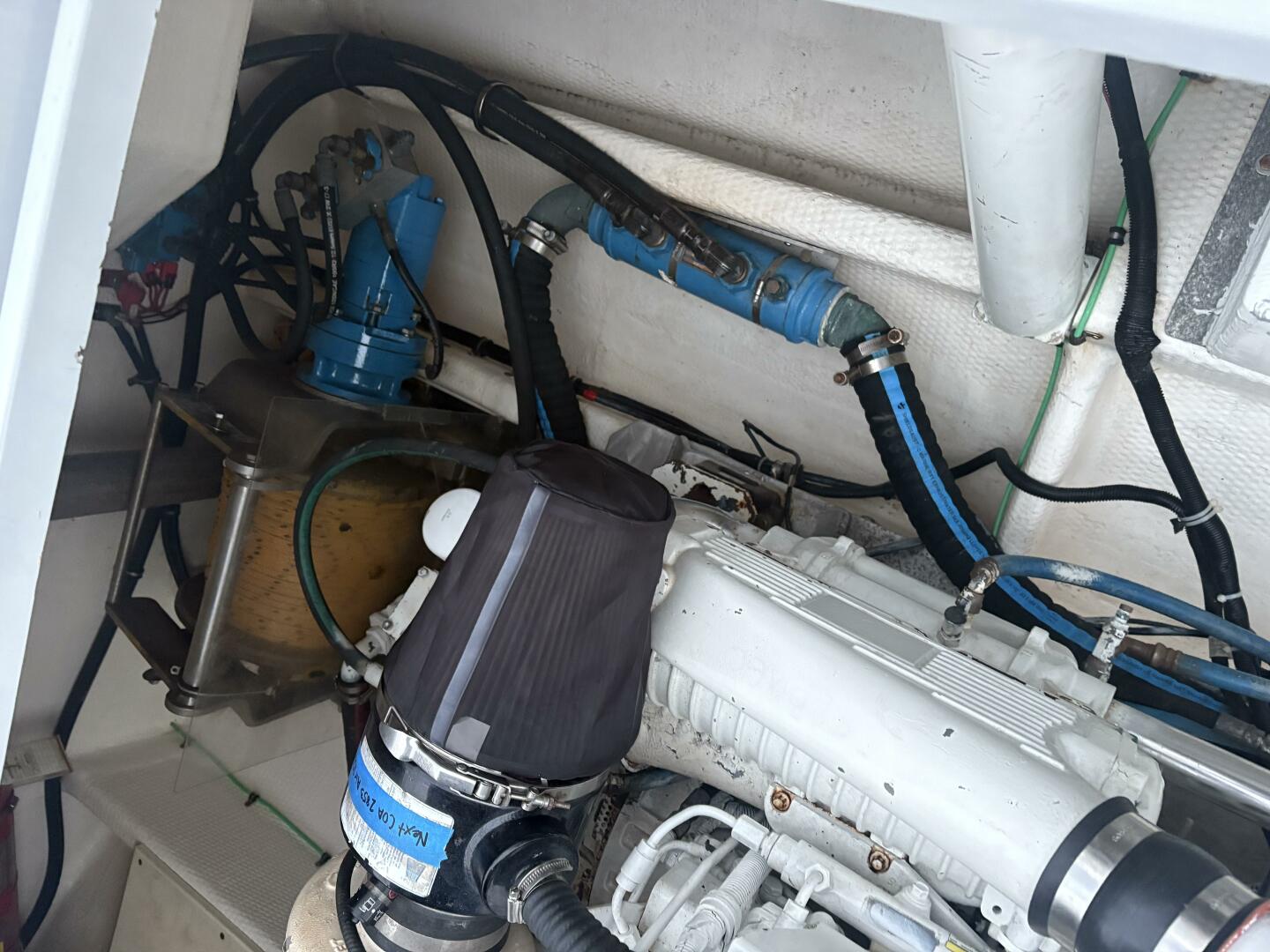 2015 OceanPro 35 - Image 17
