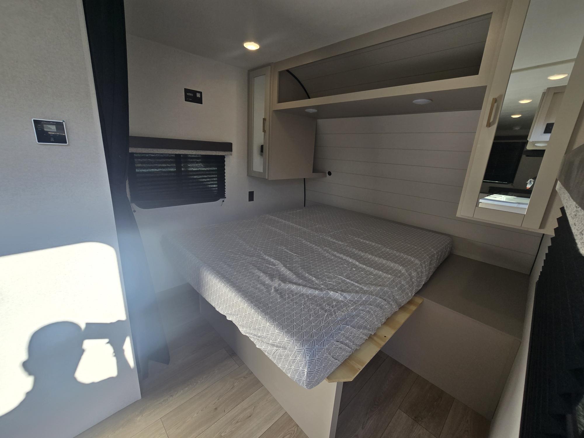 2027 Jayco Jay Flight SLX 210QB - Image 9