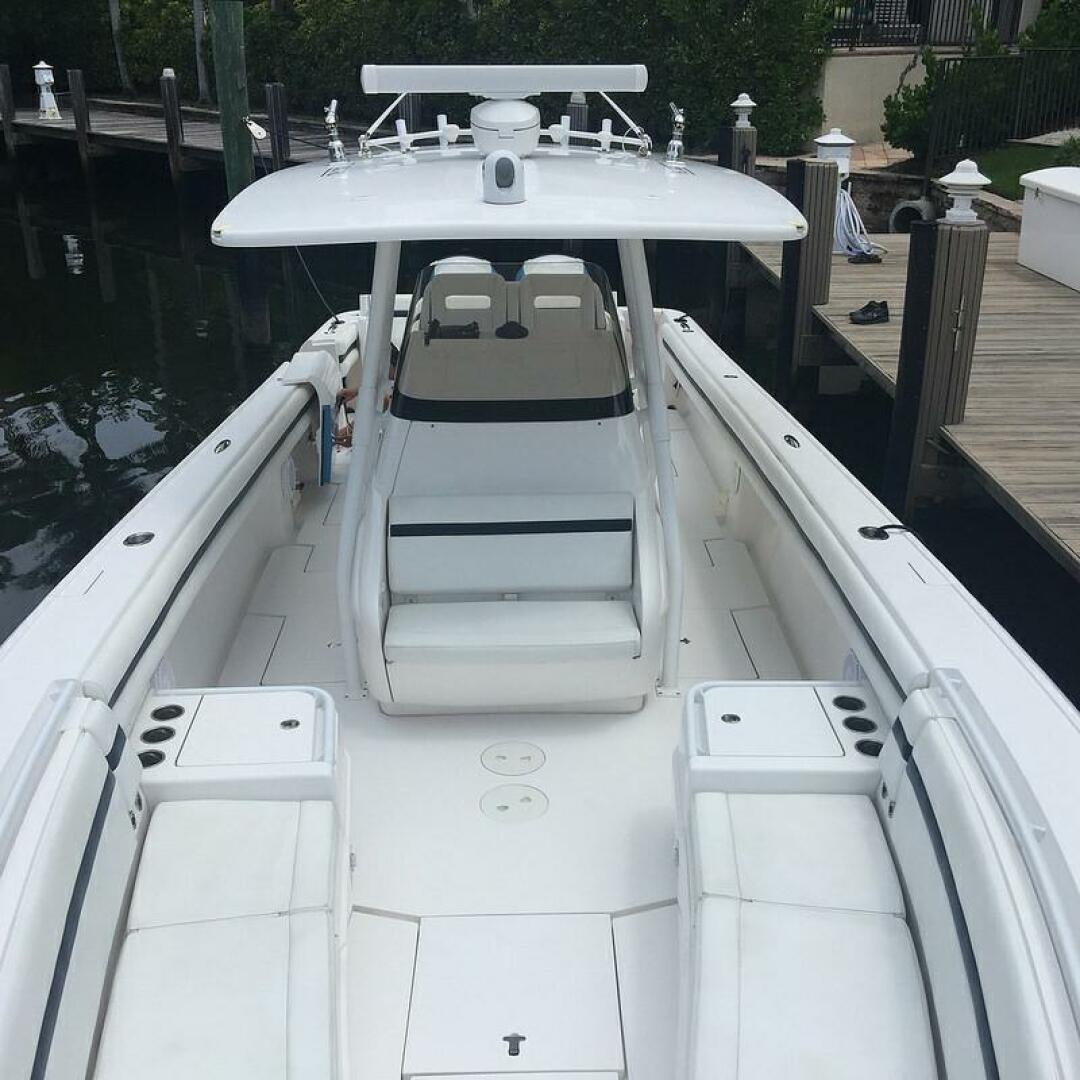 2015 Intrepid 375 Center Console - Image 9