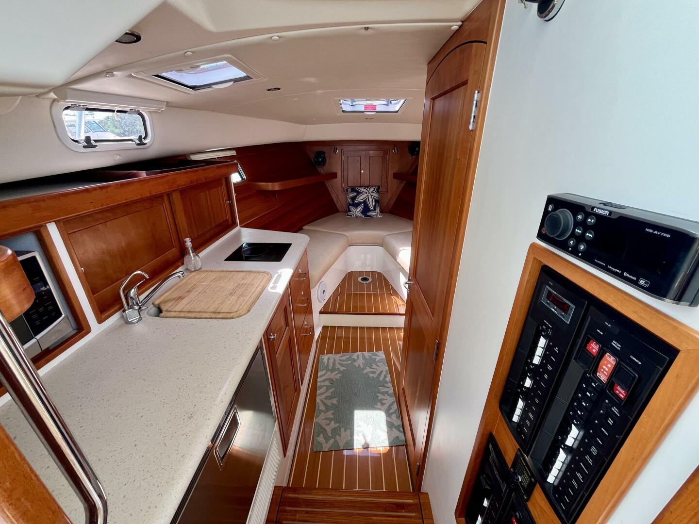 2019 MJM 35z - Image 51