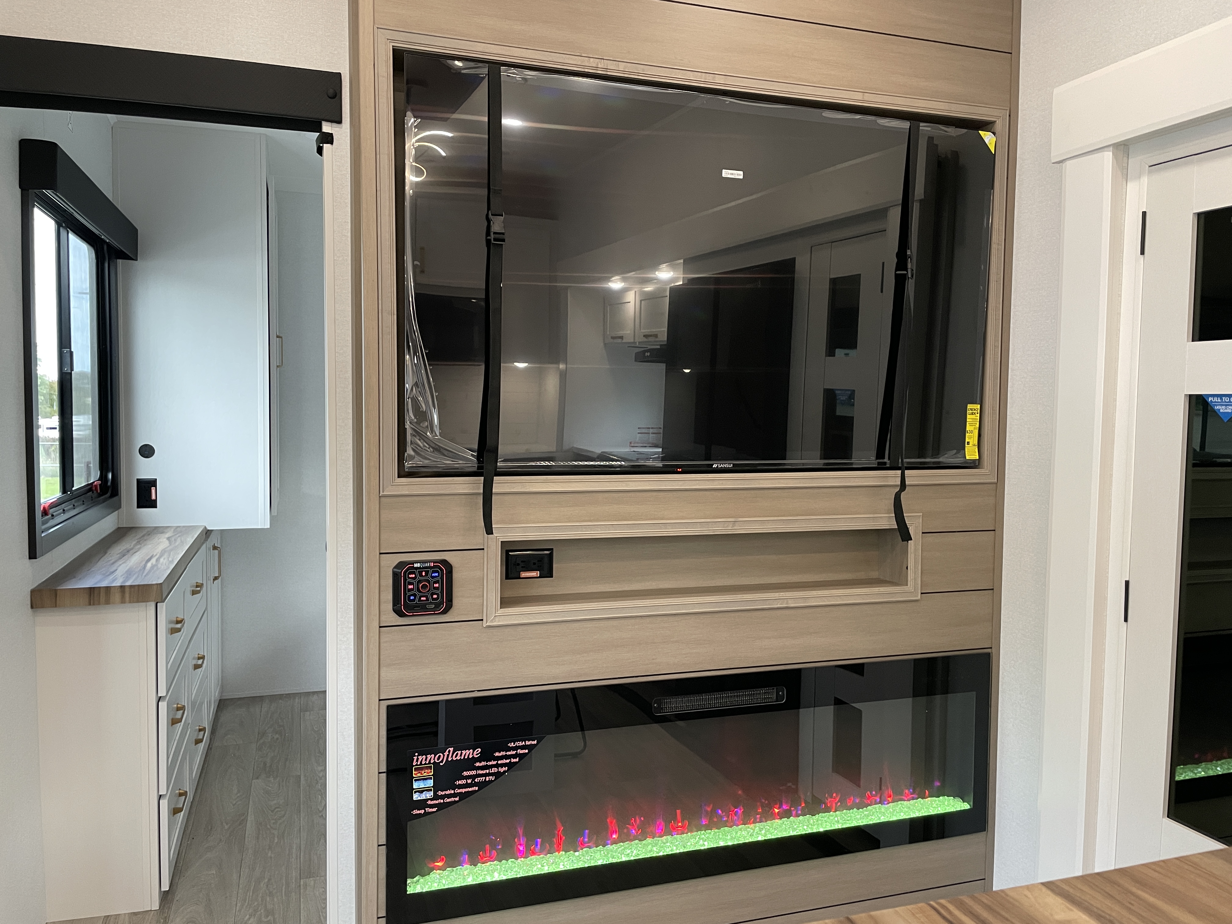 2027 Jayco Eagle 367TBTS - Image 10