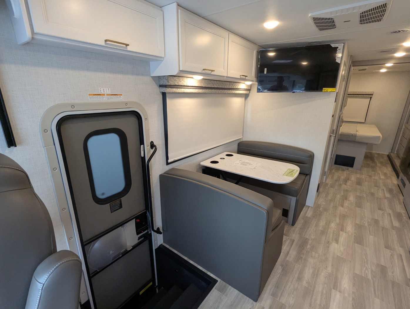 2026 Thor Motor Coach Windsport 29L - Image 16