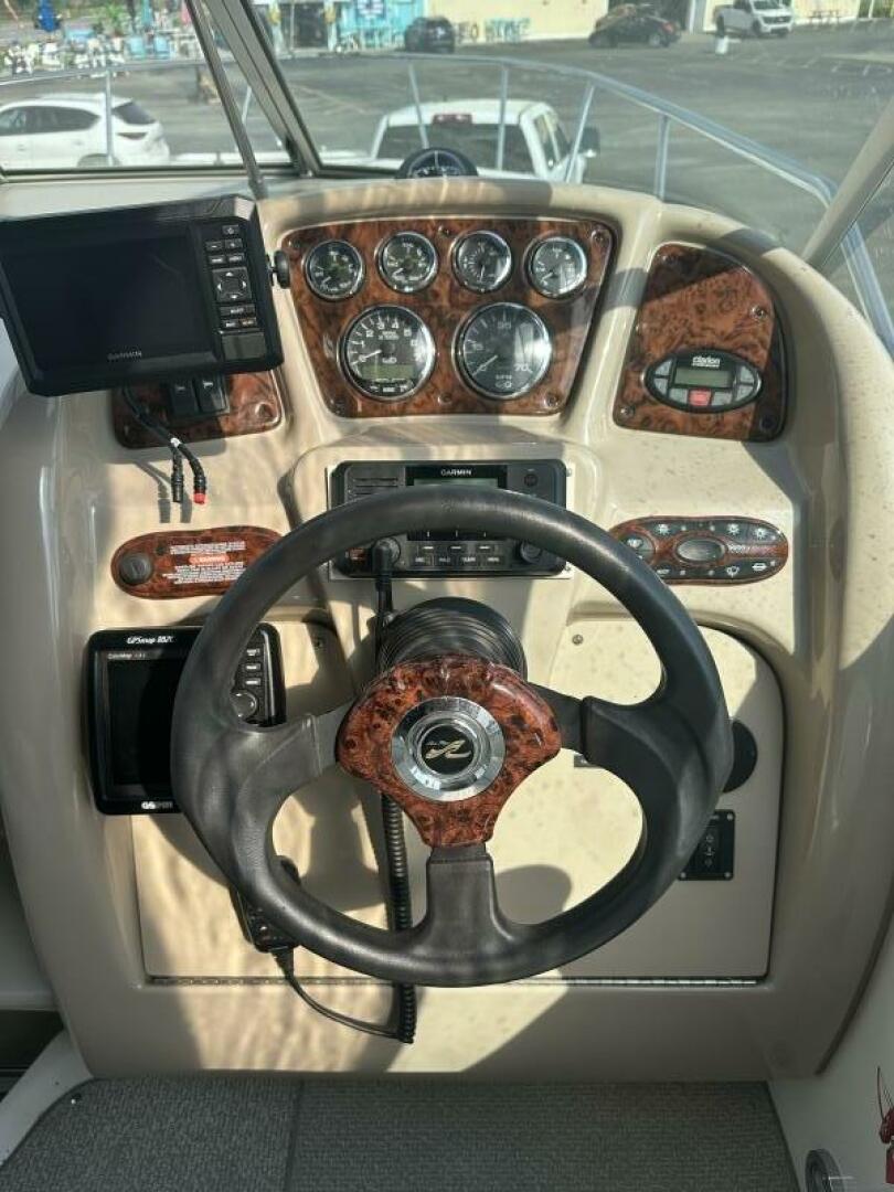 2004 Sea Ray - Image 17