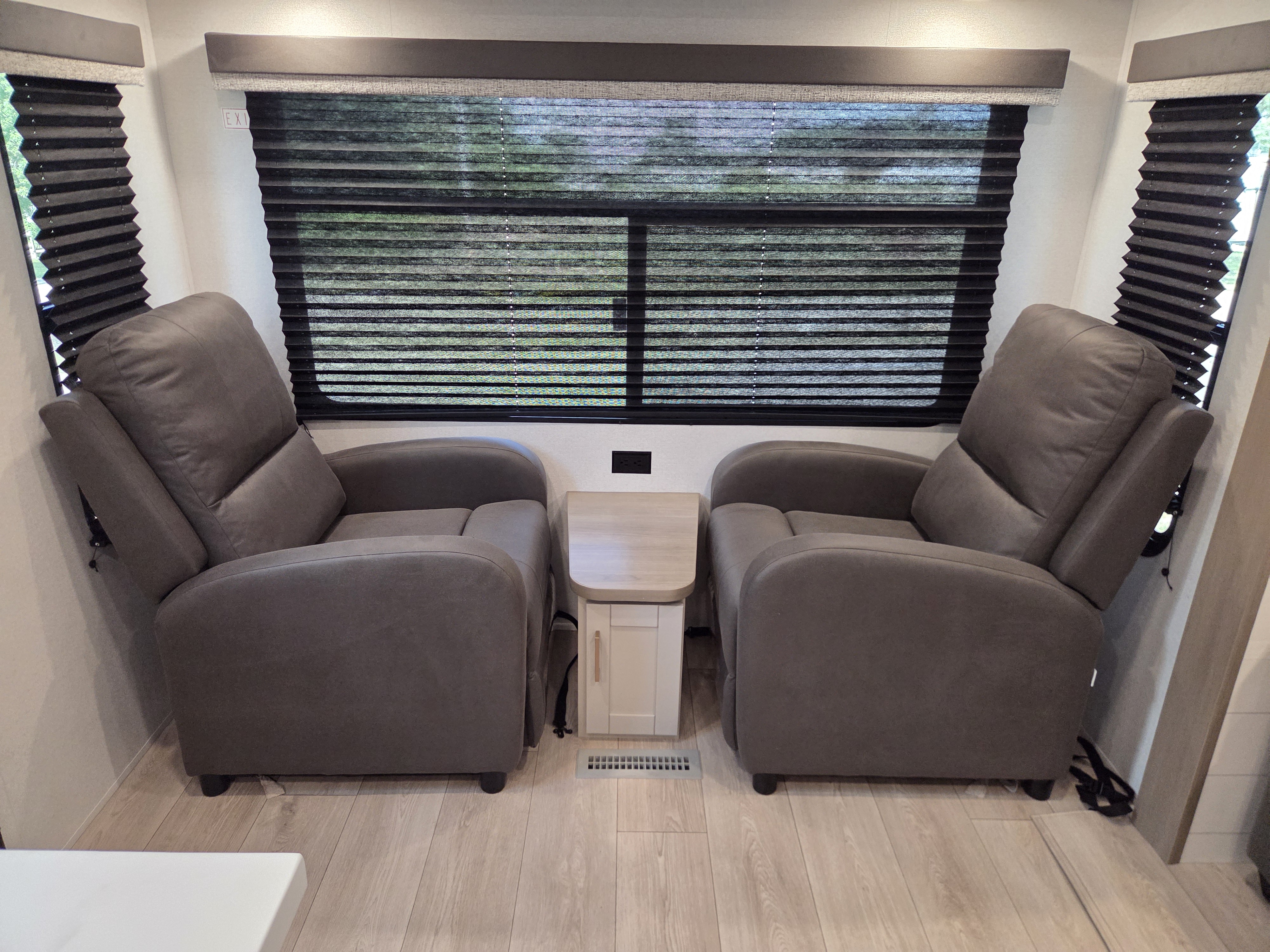 2027 Jayco Jay Flight SLX 262RLS - Image 6
