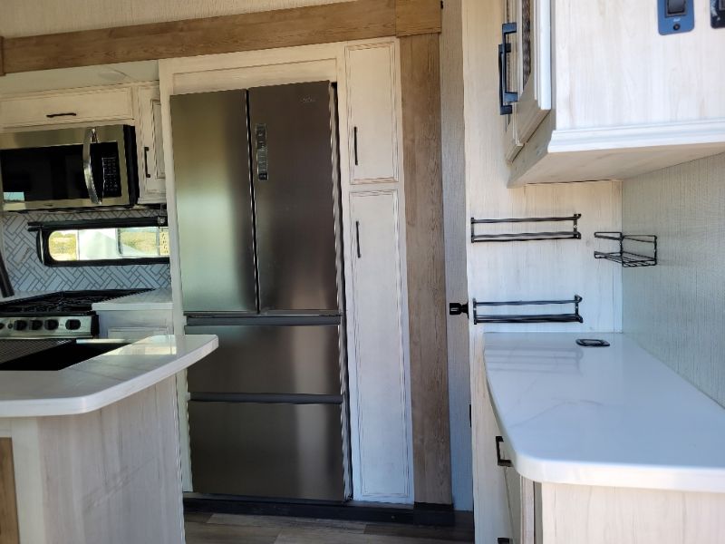 2023 Heartland Bighorn Traveler BHTR 32 RS - Image 3
