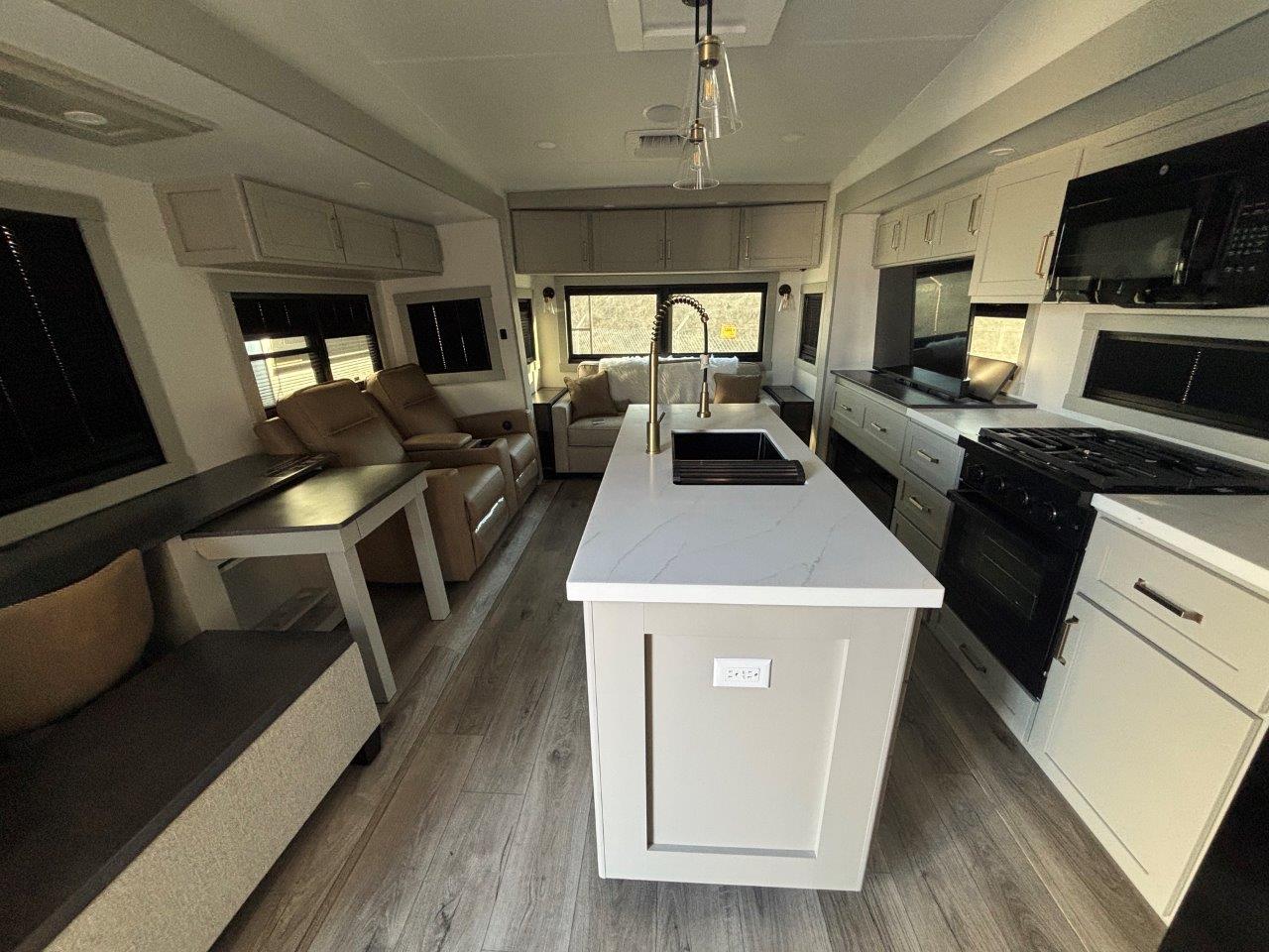 2026 Brinkley RV Model Z 3100 - Image 5