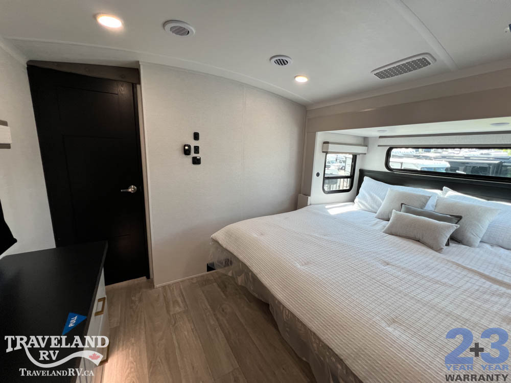 2027 Jayco North Point 310RLTS - Image 37