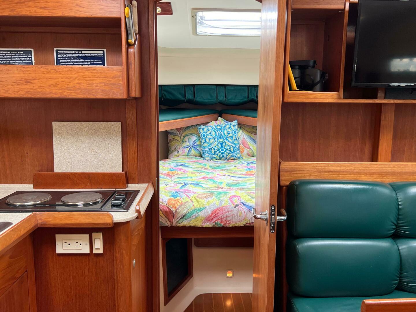2000 Mainship Pilot 34 - Image 17