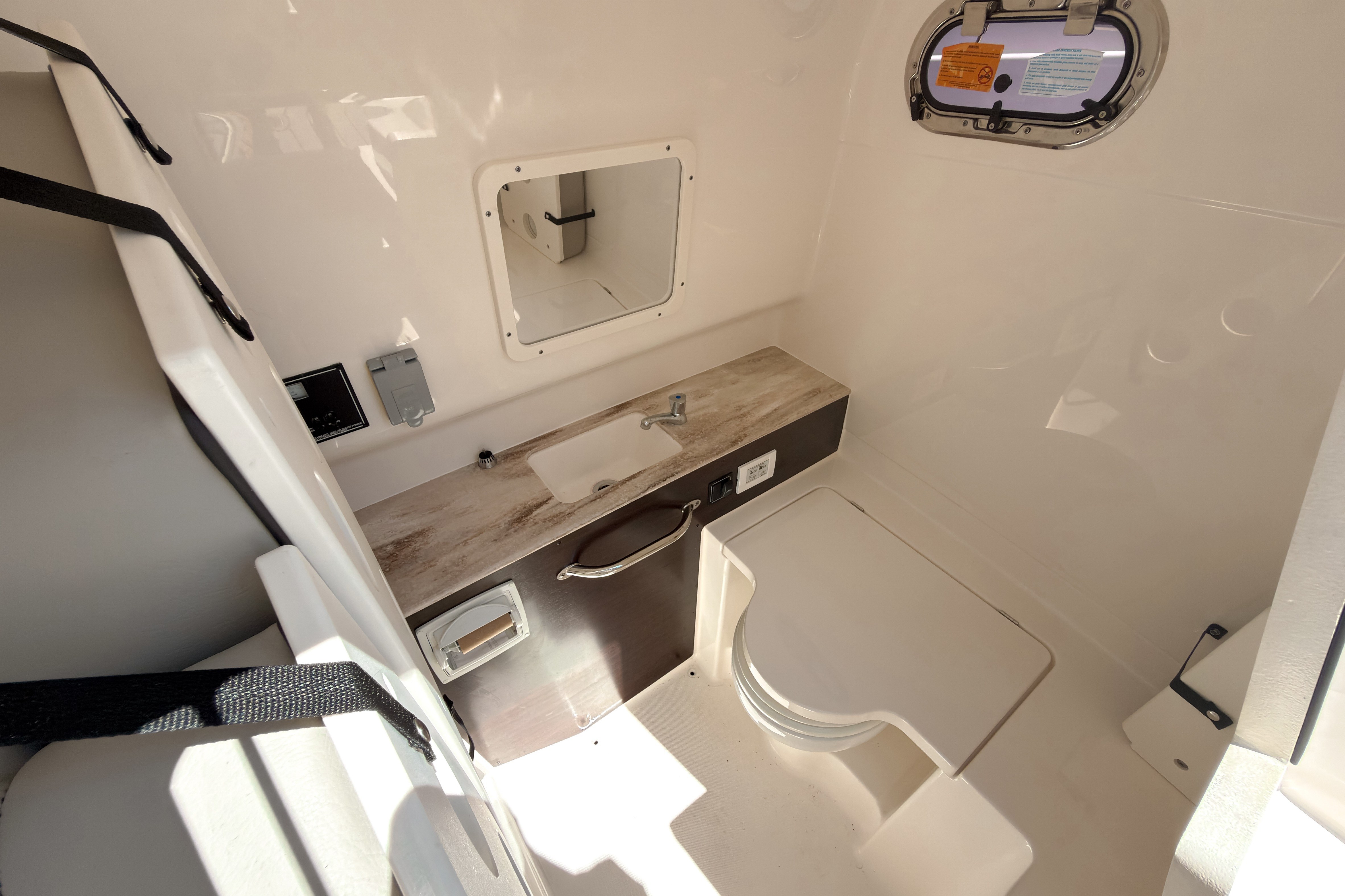 2022 PURSUIT S 288 Sport Base - Image 19