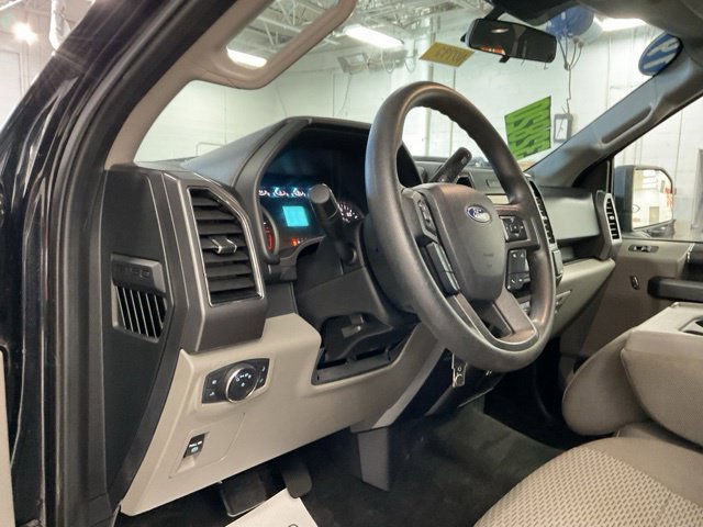 2019 Ford F150 Crew Cab XLT 4WD - Image 15