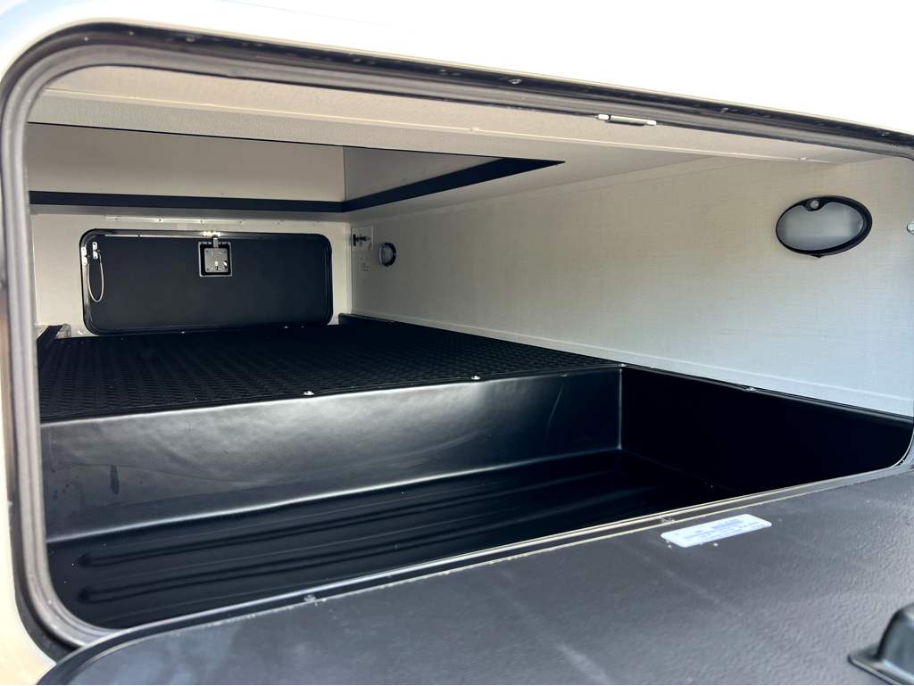 2027 ENTEGRA COACH ODYSSEY 30Z - Image 5