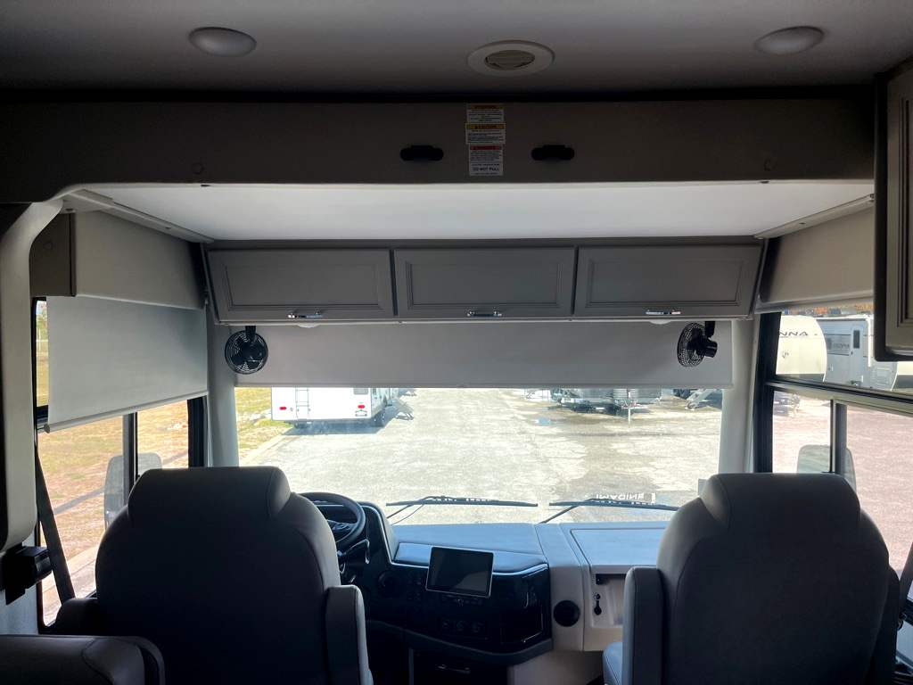 2026 THOR MOTOR COACH PALAZZO 33.6 - Image 6