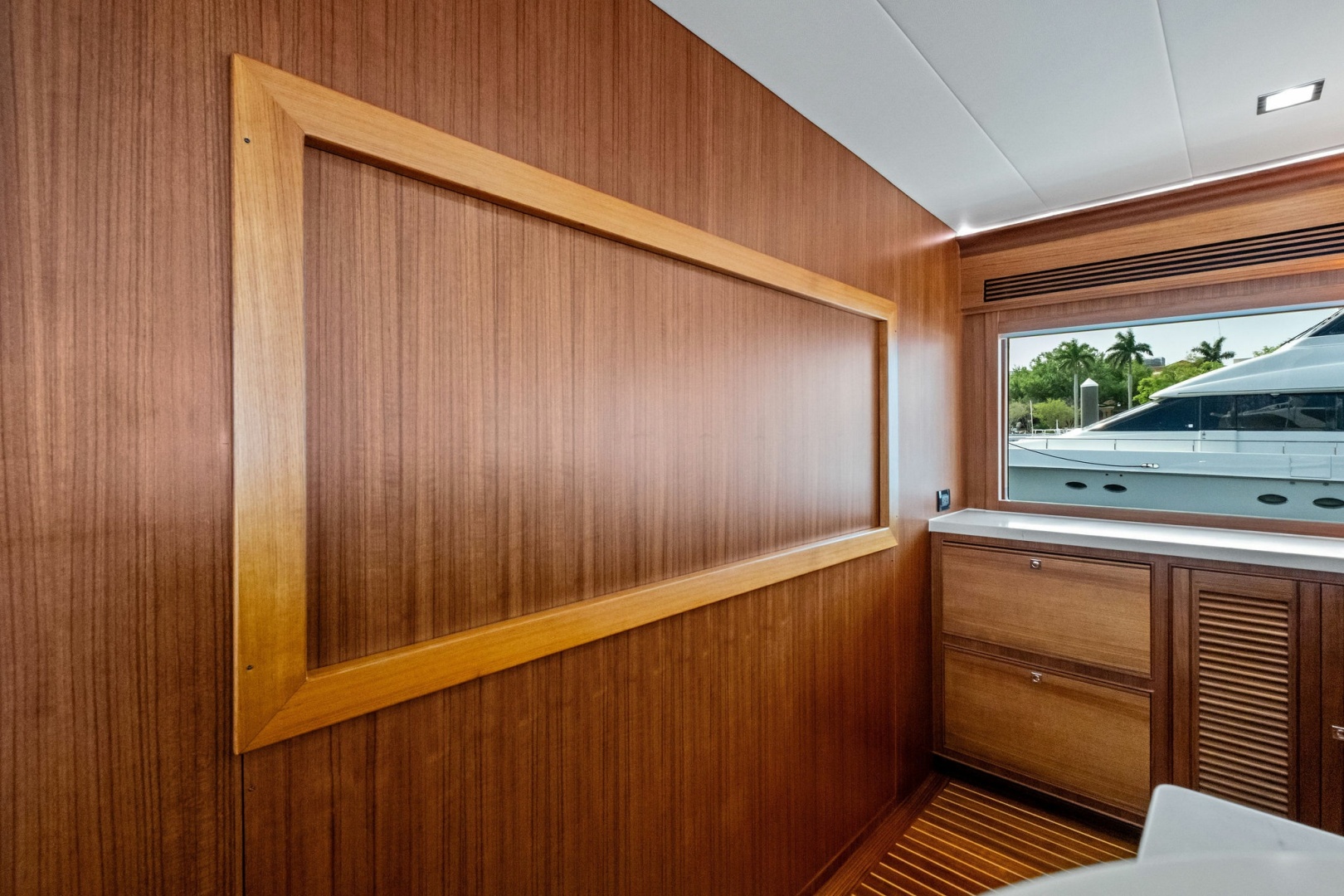 2024 Marlow 90V - Image 15