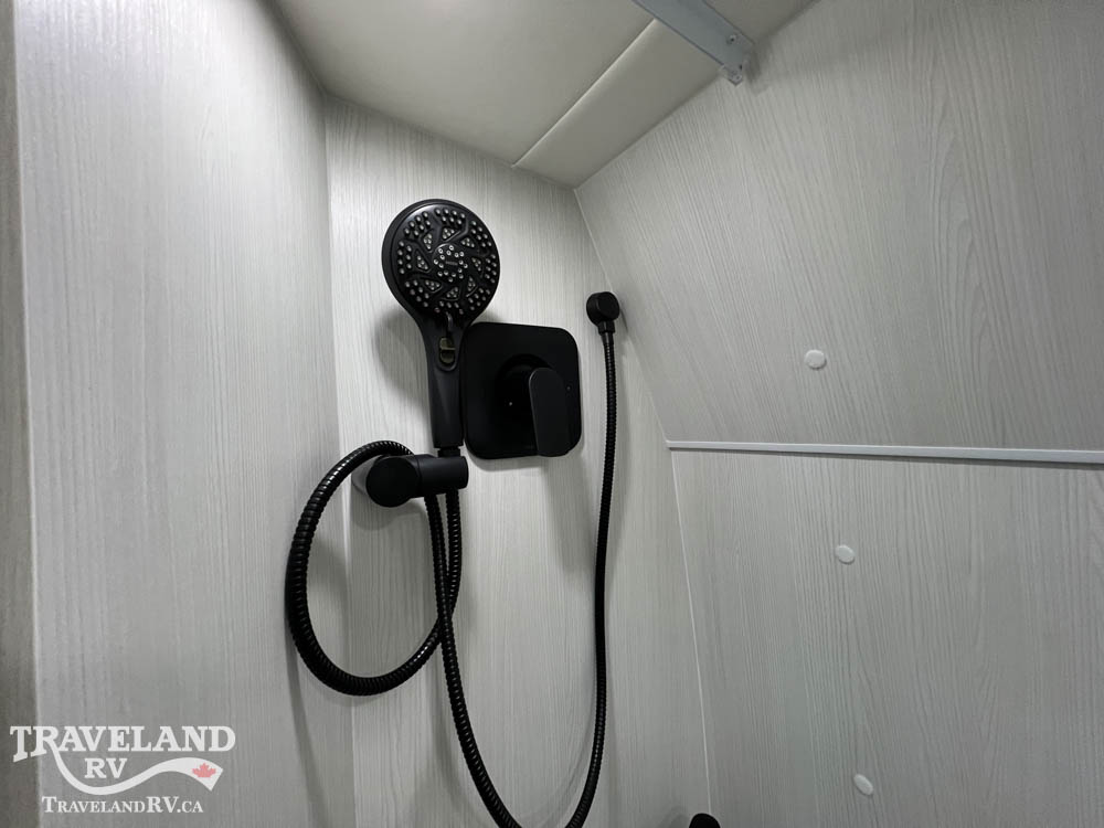 2027 Pleasure-Way Lexor TS - Image 23