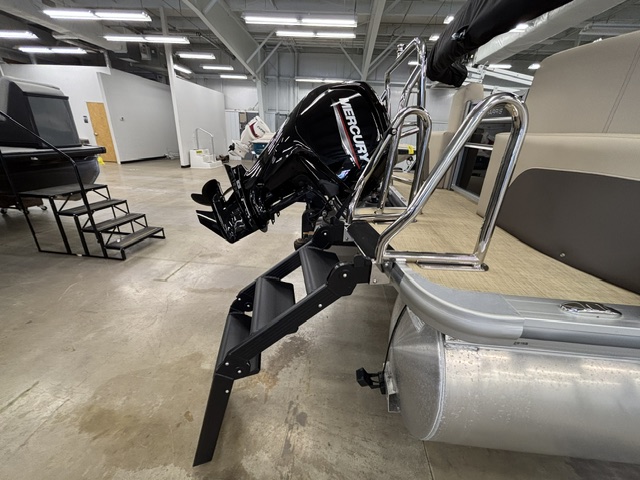 2026 HARRIS CRUISER 210 CWDH - Image 7
