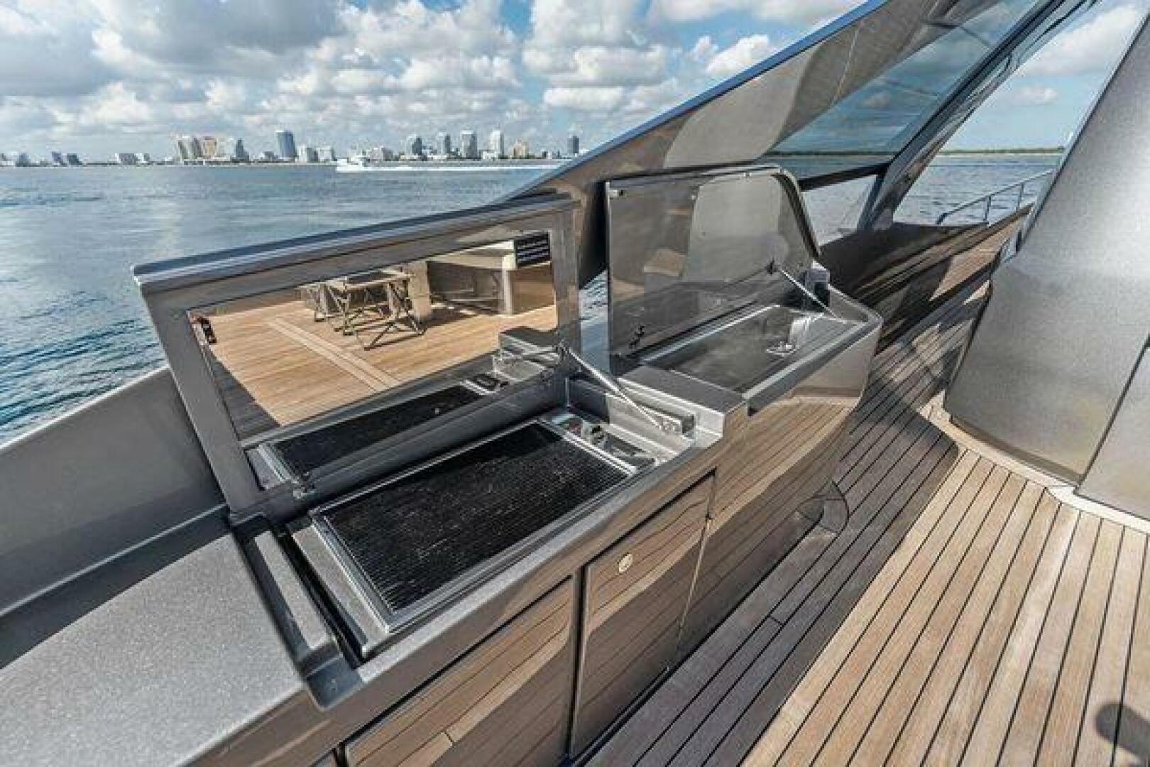 2019 Pershing - Image 40