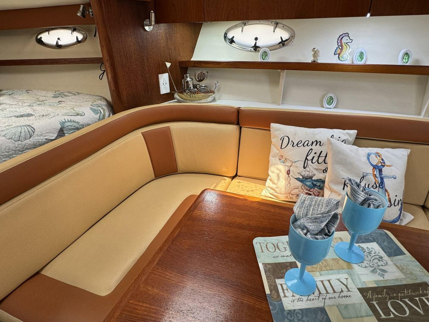 2000 Tiara Yachts 3100 Open - Image 12