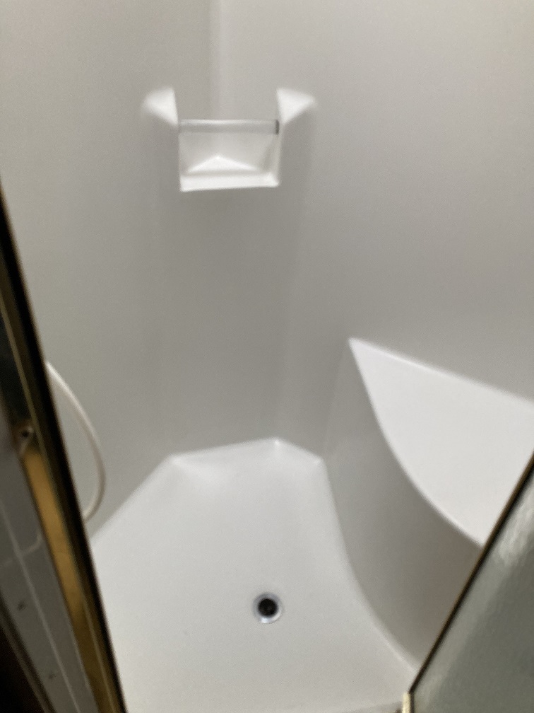 2006 NuWa Hitchhiker 36CK - Image 20