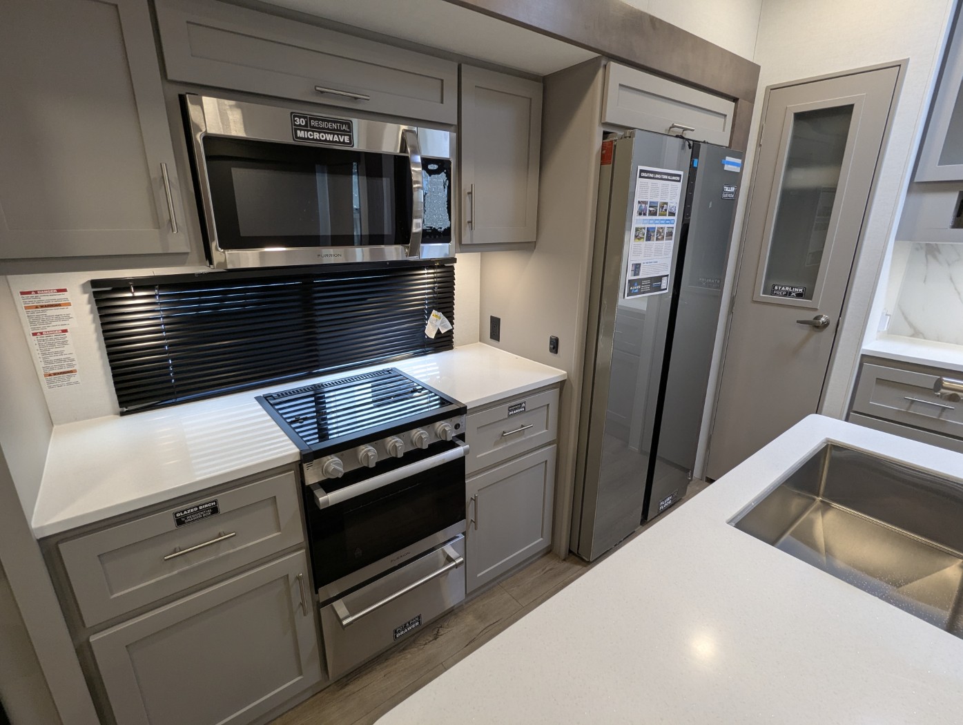 2026 Alliance RV Avenue 32RLS - Image 24