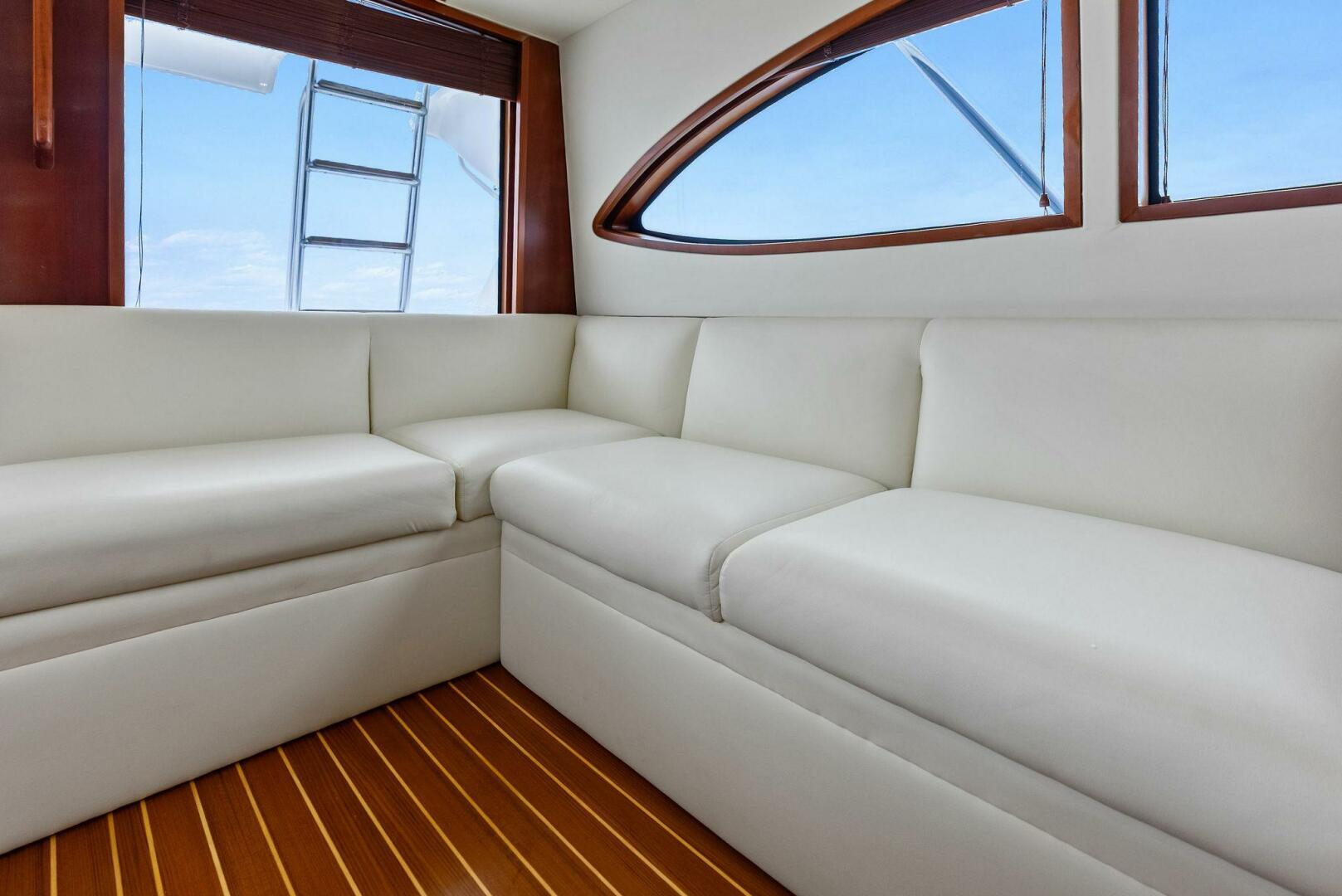 2006 BERTRAM Convertible Base - Image 32