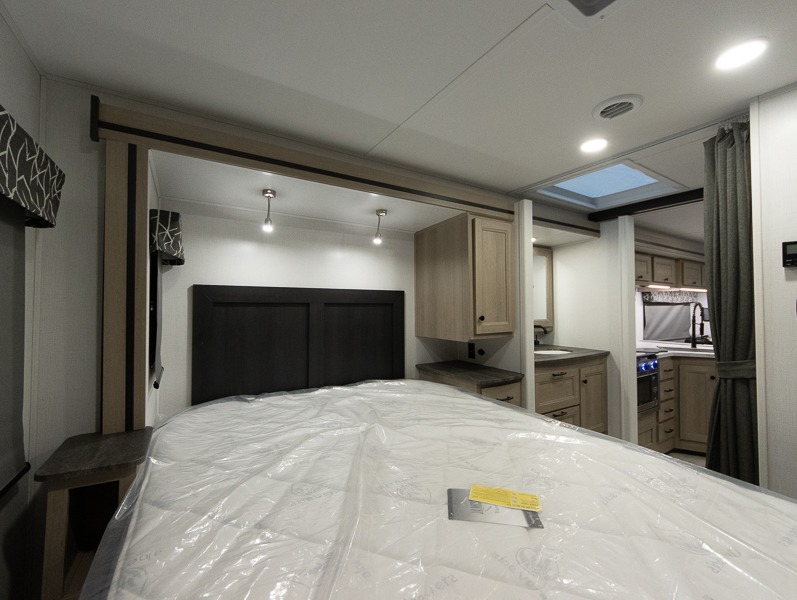 2025 Forest River Sunseeker 3050S - Image 28