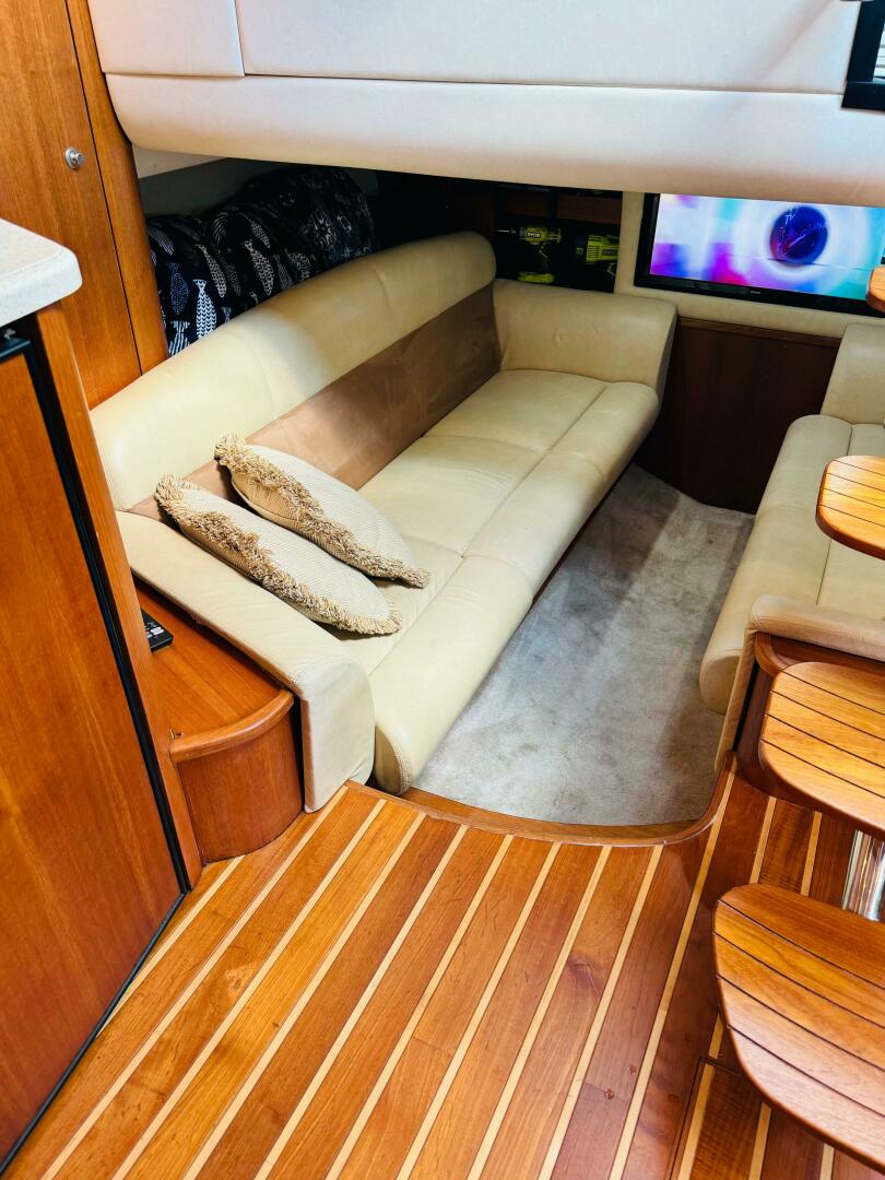 2007 Tiara Yachts 3900 Sovran - Image 29