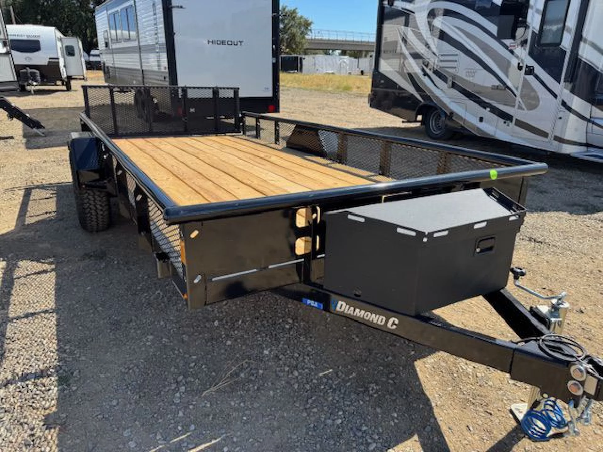 2026 DIAMOND C TRAILERS DIAMOND C PSA135-VENTURE L14X77 - Image 1