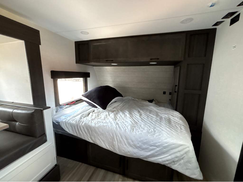 2026 VENTURE RV SPORTTREK STINGER 161VUD - Image 20