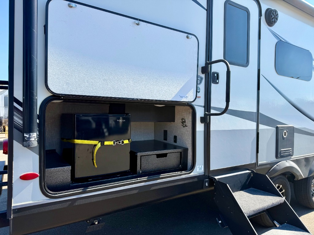 2023 Jayco White Hawk 27RB - Image 5