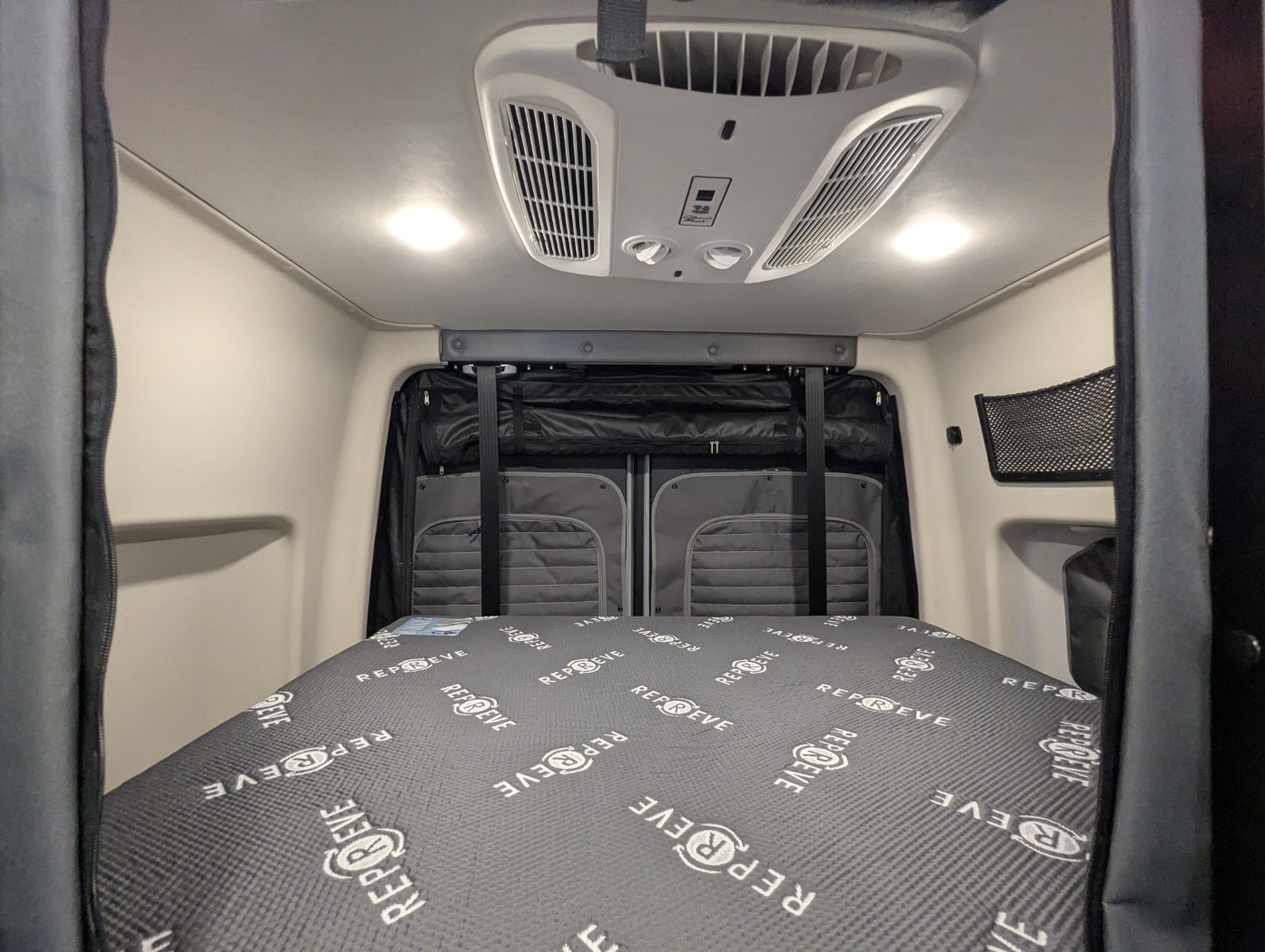 2026 Winnebago Revel 44E - Image 24