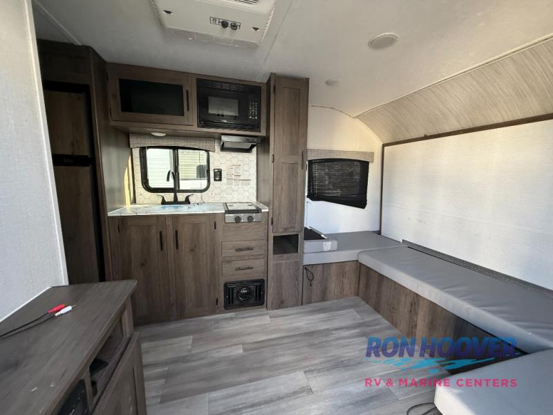 2022 COACHMEN 182DBU - Image 5
