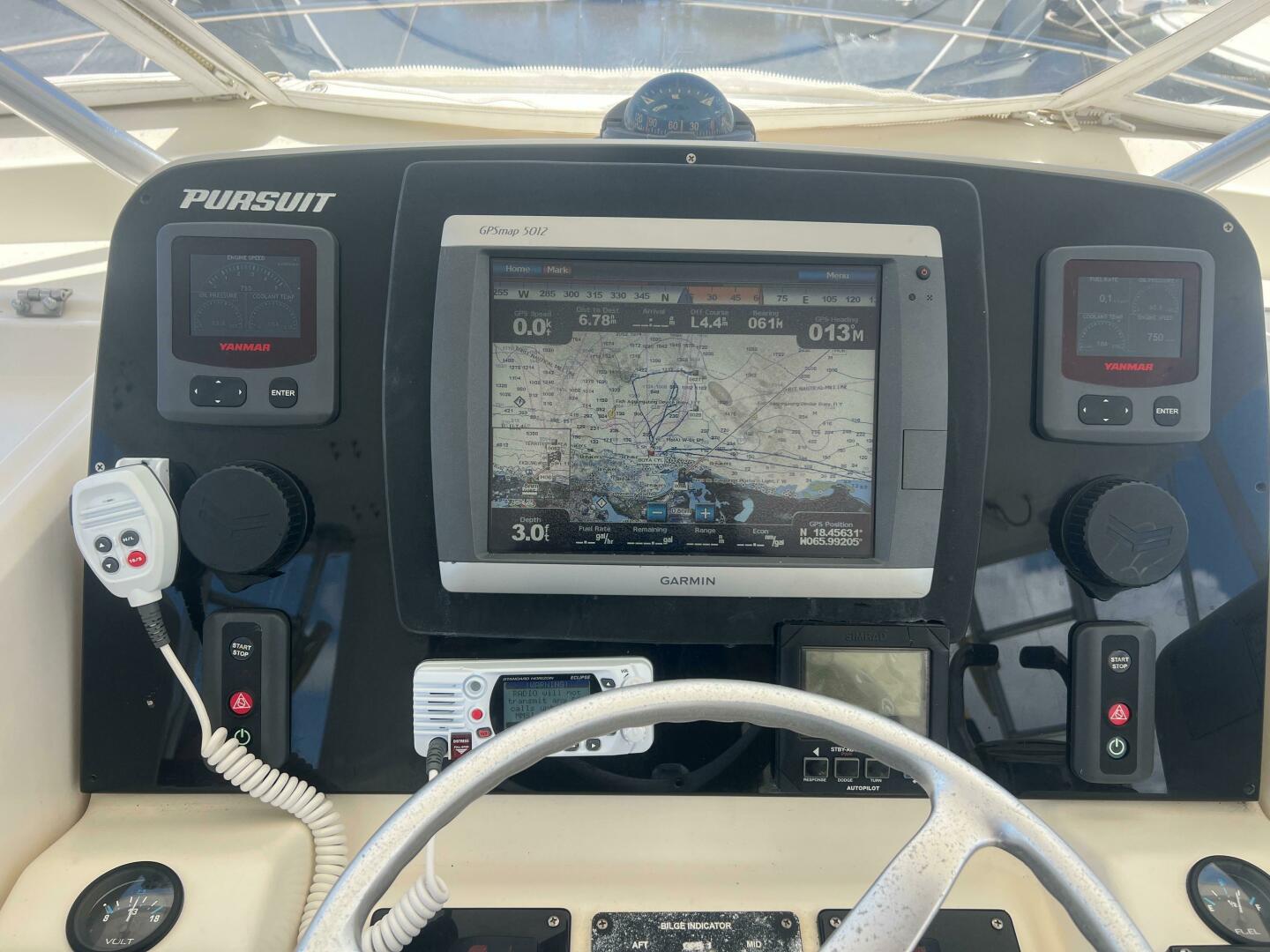 1997 Pursuit 3000 Offshore Express - Image 8