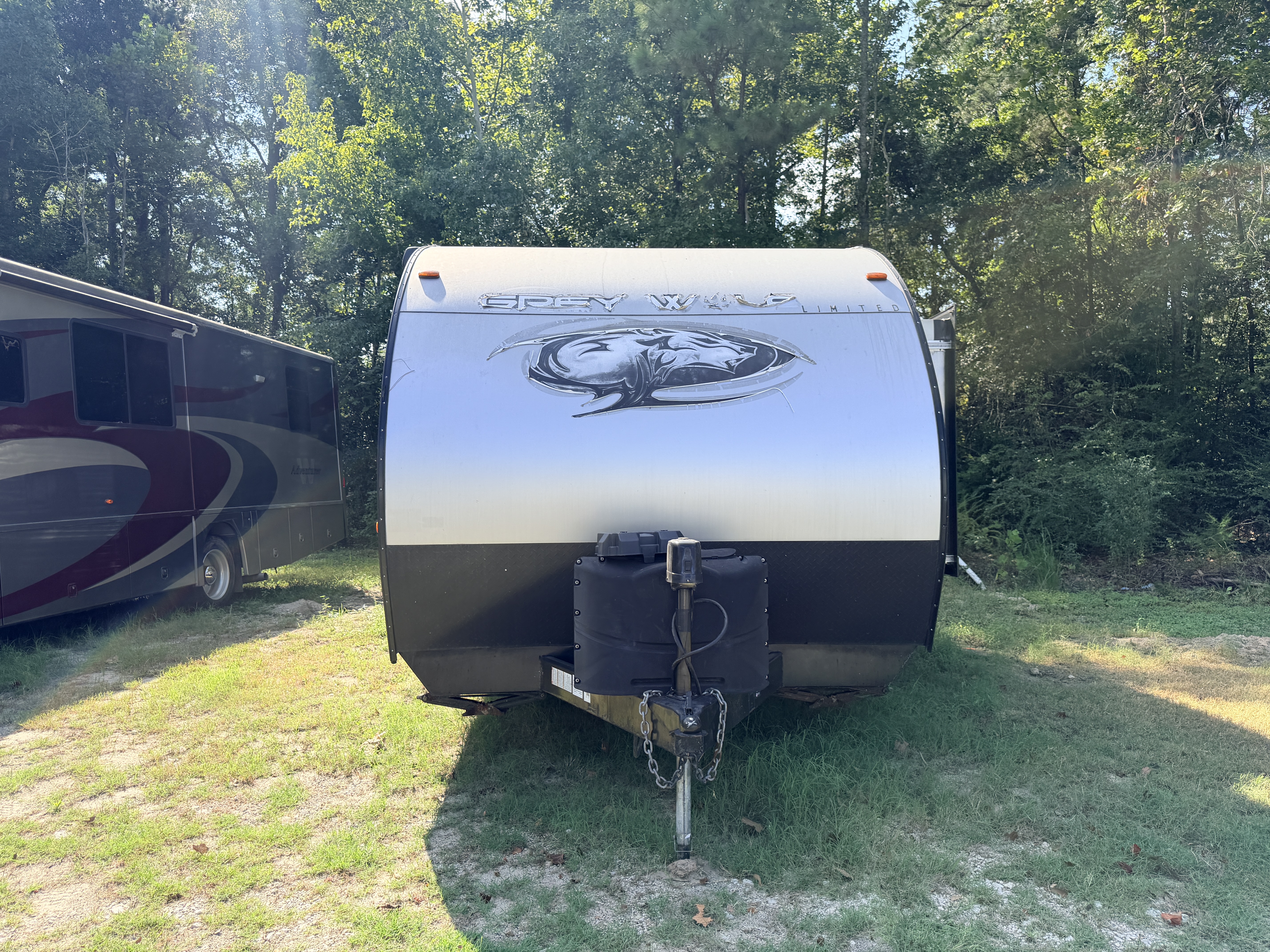 2020 Forest River Cherokee Grey Wolf 27RR - Image 2