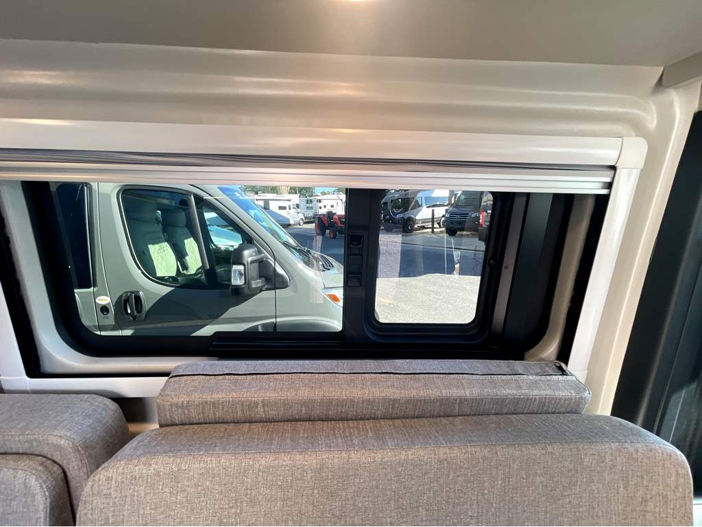 2026 THOR MOTOR COACH SCOPE 18M - Image 30