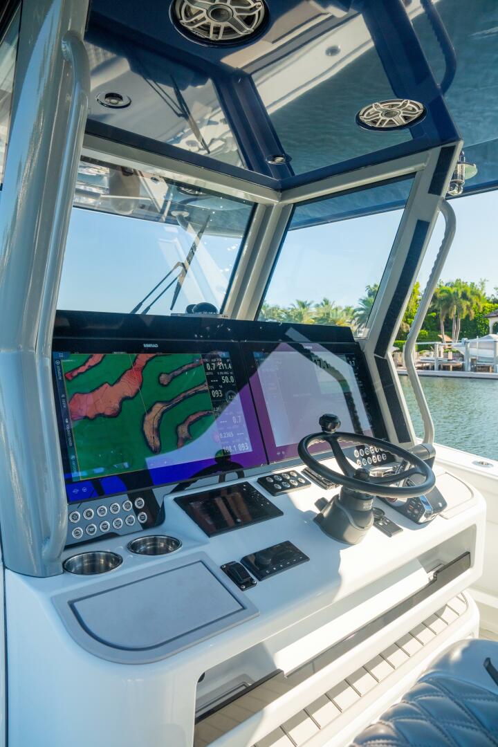 2025 Costa Custom - Image 35