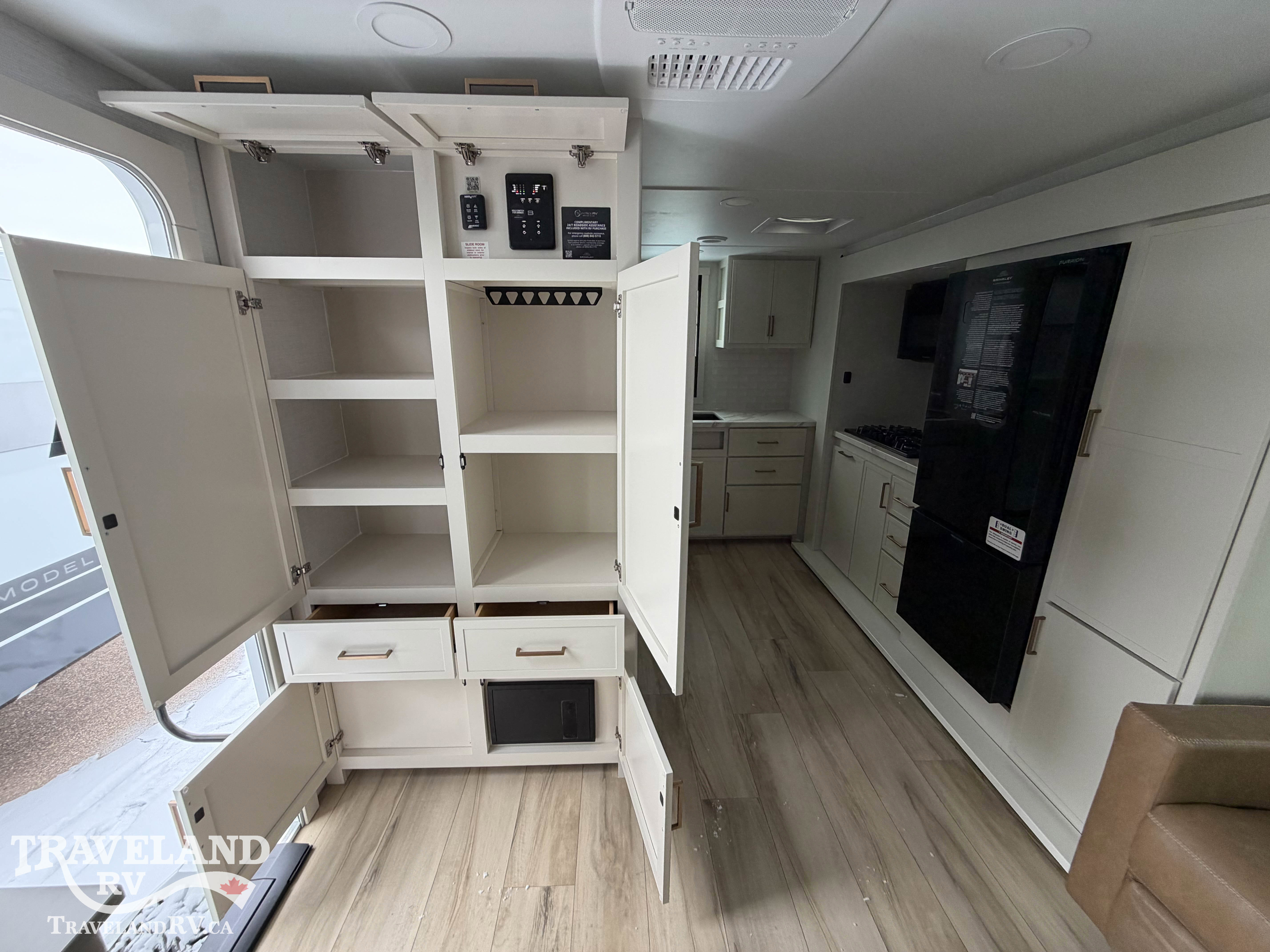 2026 Brinkley RV Model Ix 23x - Image 10