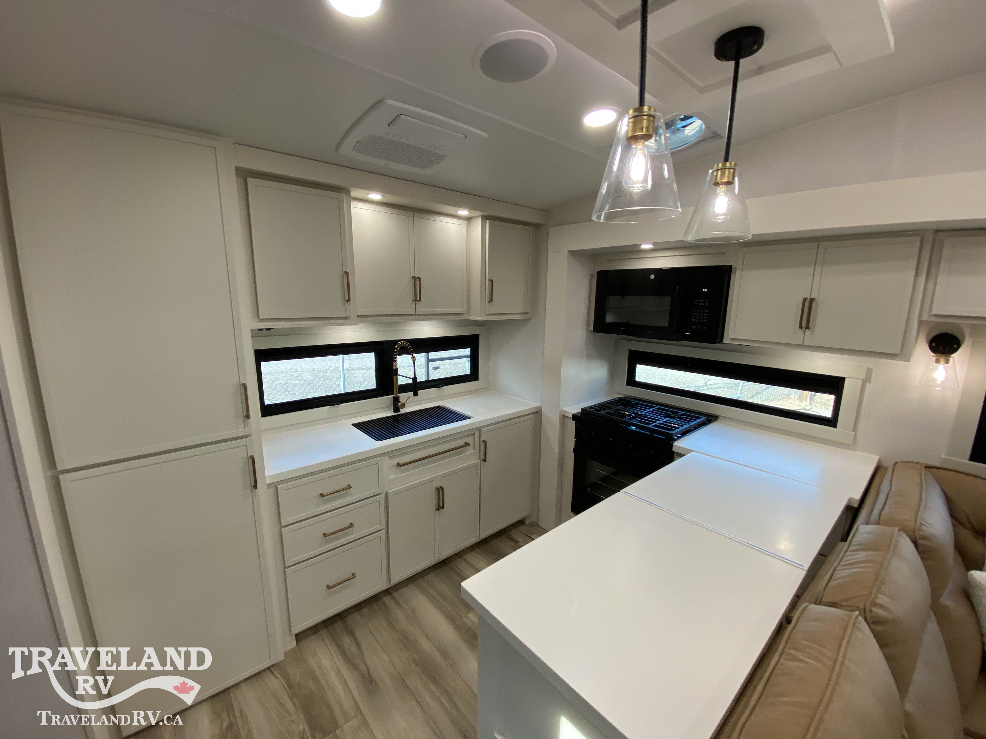 2027 Brinkley RV Model Z 2700 - Image 9