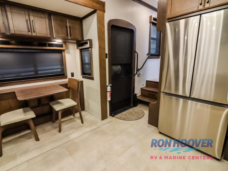 2026 FOREST RIVER 425FO - Image 12