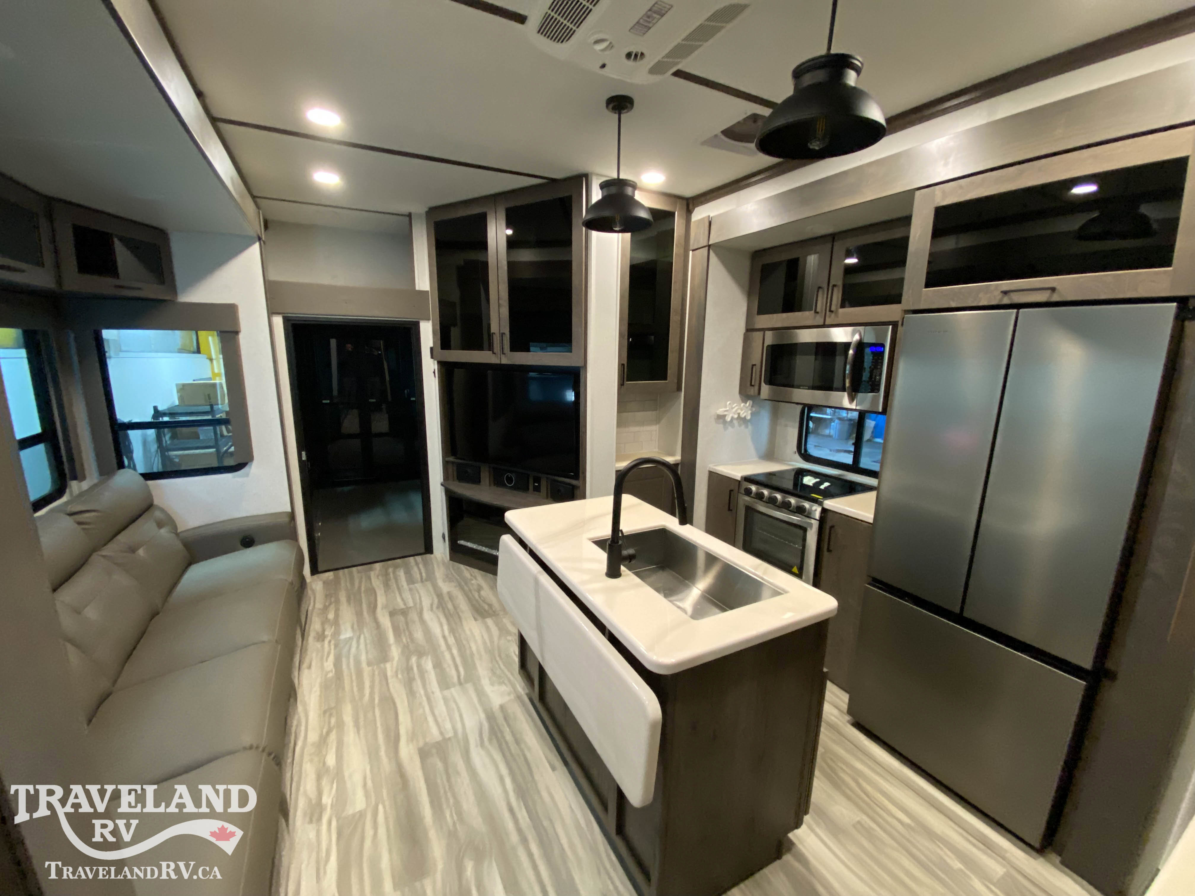 2022 Alliance RV Valor 36V11 - Image 2