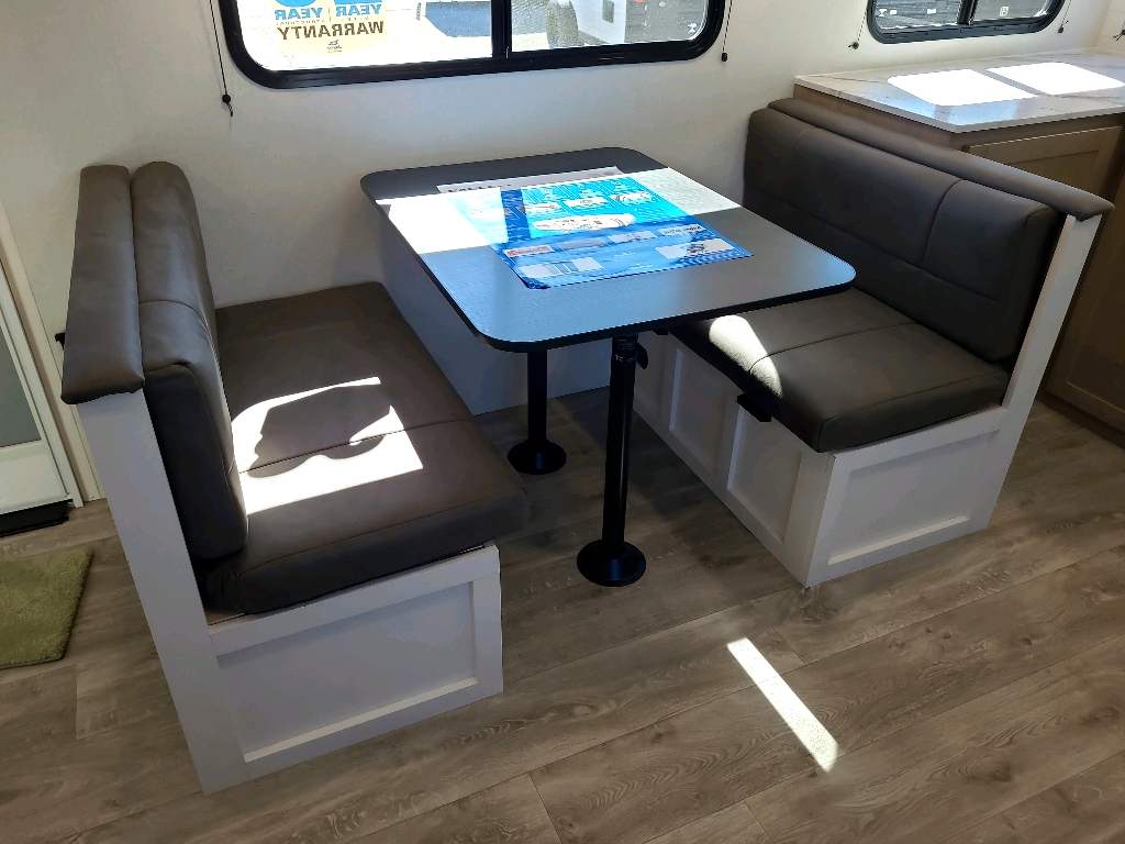 2026 Jayco Eagle SLE 24MLE - Image 3