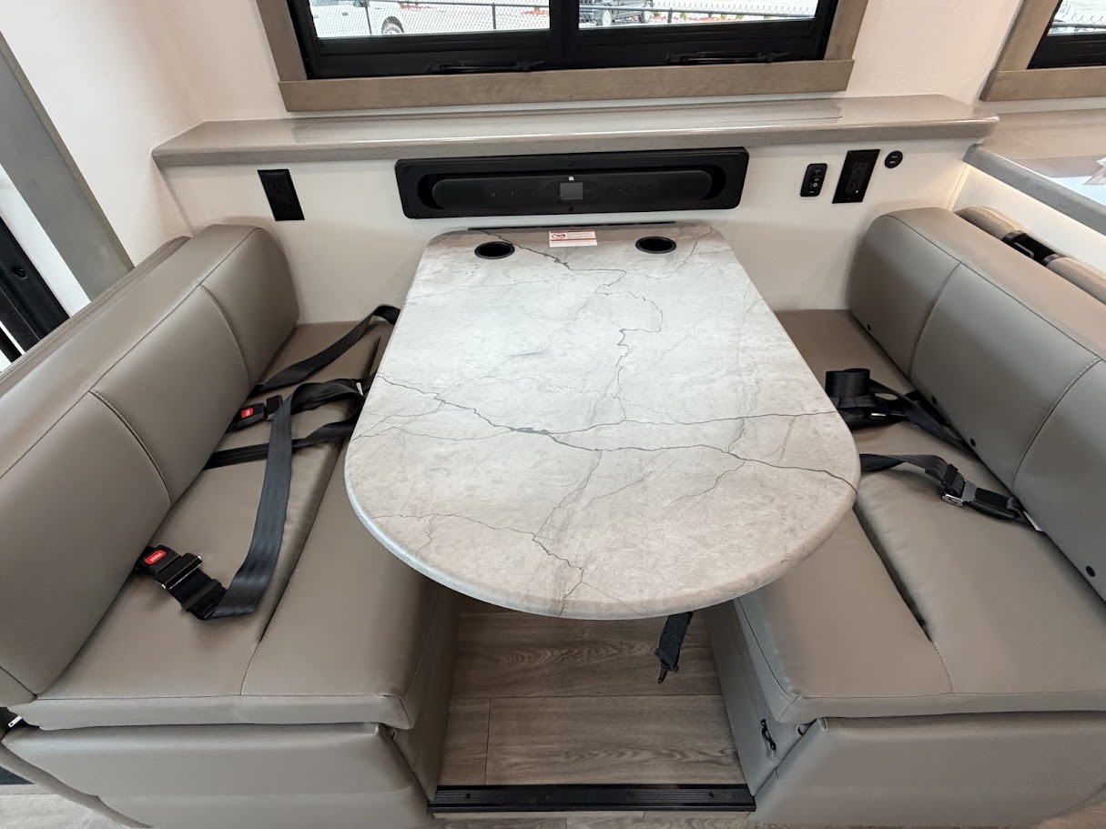 2027 JAYCO PRECEPT 36C - Image 29