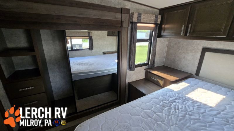 2018 Highland Ridge Open Range Roamer RF376FBH - Image 23