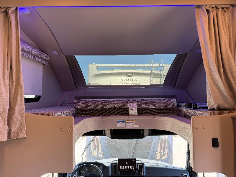 2026 Thor Motor Coach Inception 38XL - Image 4