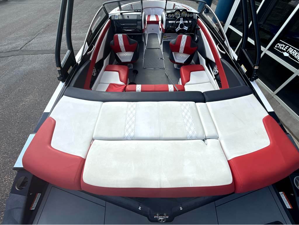 2016 Glastron GTS225 - Image 7