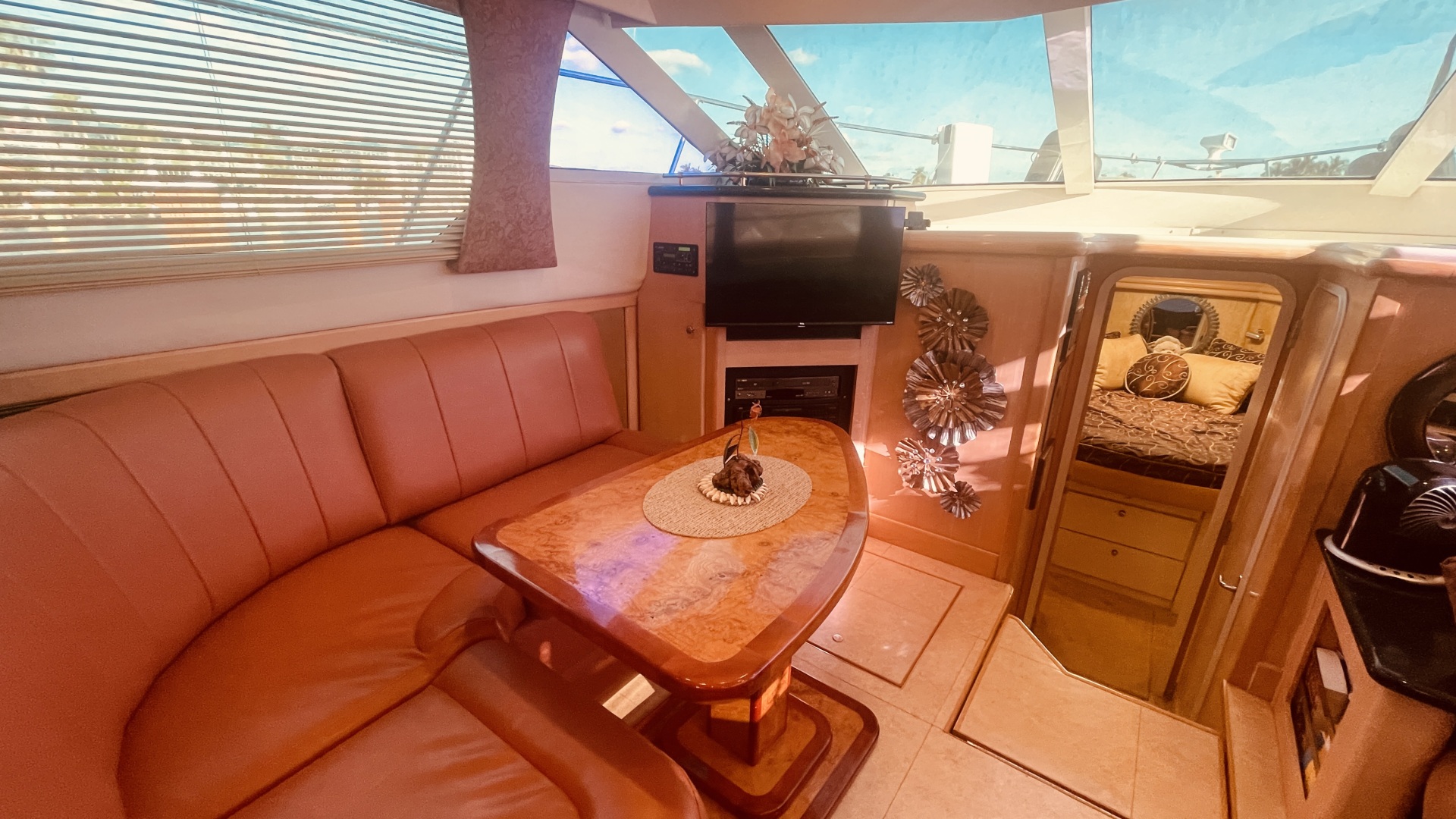 1997 CARVER YACHTS 500 COCKPIT MY - Image 20