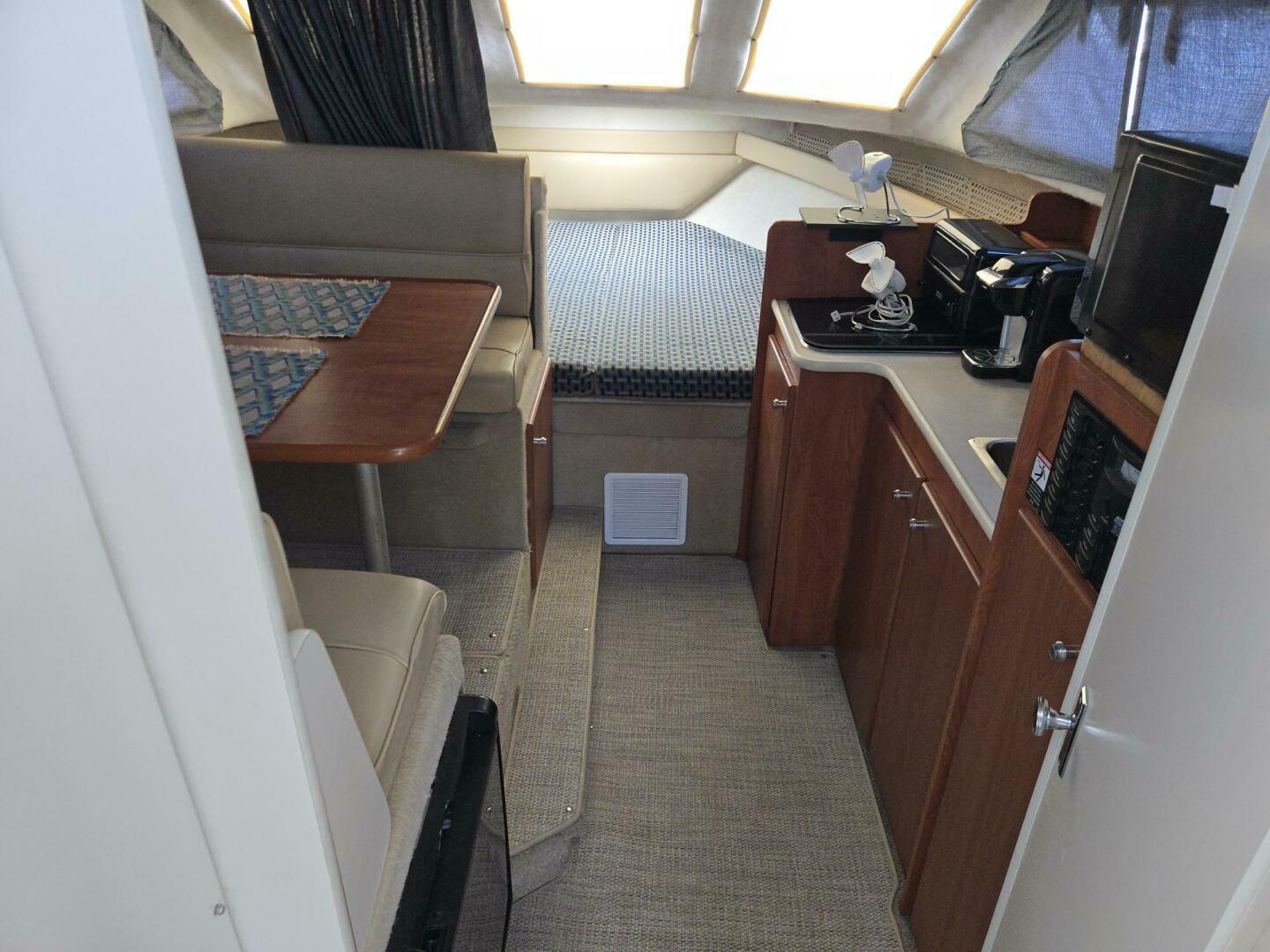 2005 Bayliner 289 EC - Image 2
