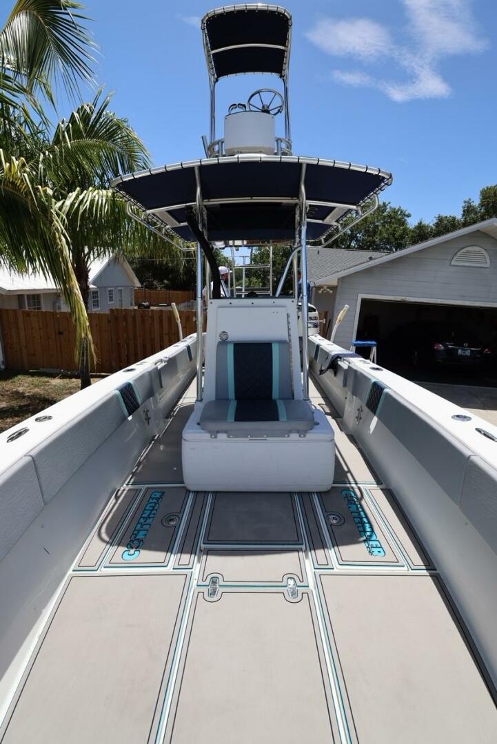 2001 Contender 27 Open - Image 19